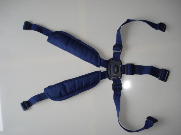 Gurtsystem komplett mit Schulterpolster für 1 Sitz ! Achtung nicht mehr lieferbar!